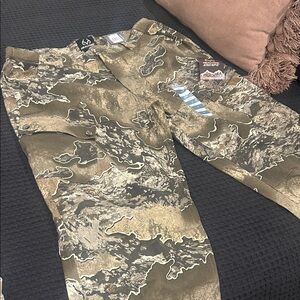 Realtree Excape 6-Pocket Hunting Pants